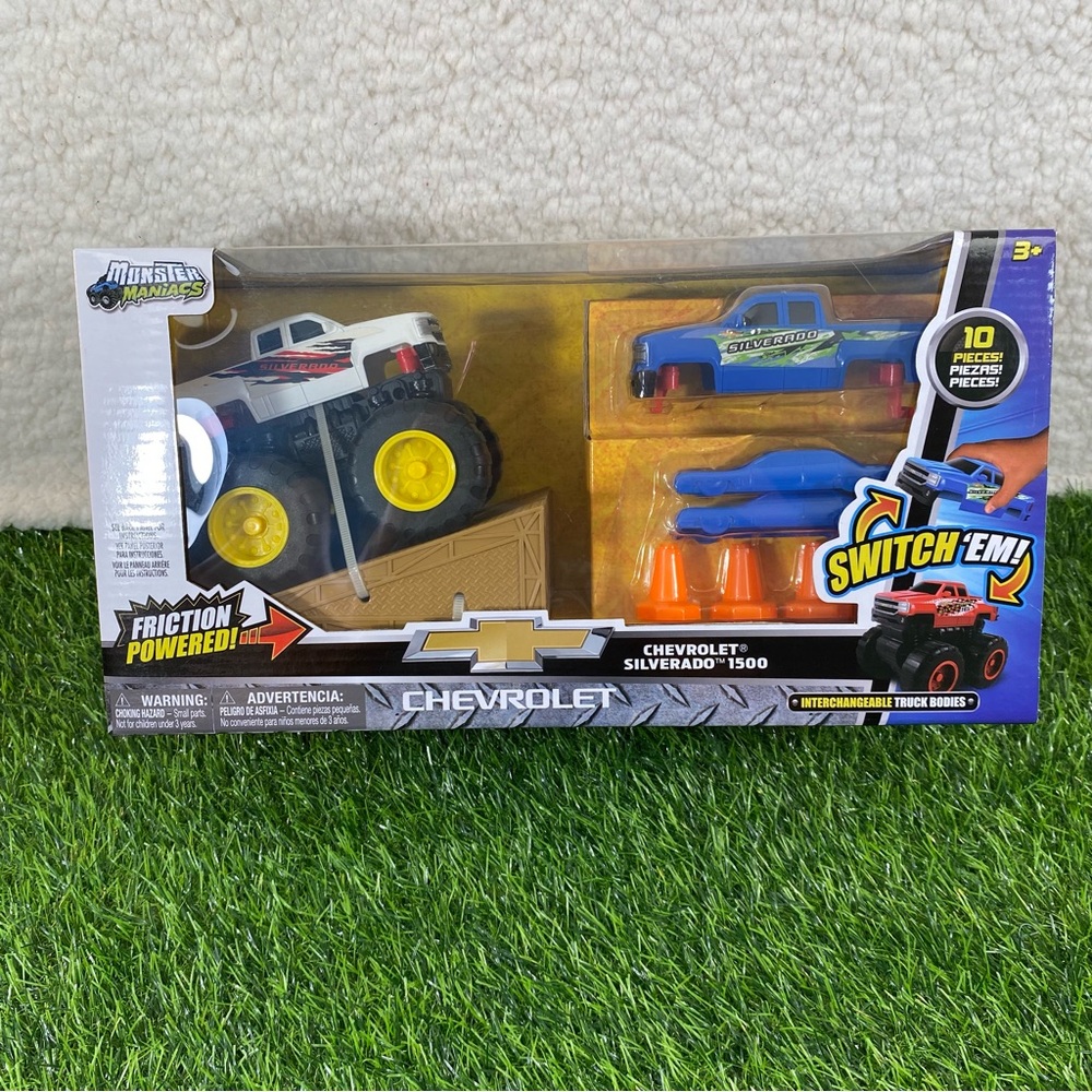 Monster Maniacs Switch Em’ Friction-Powered Monster Truck Set - White, Blue